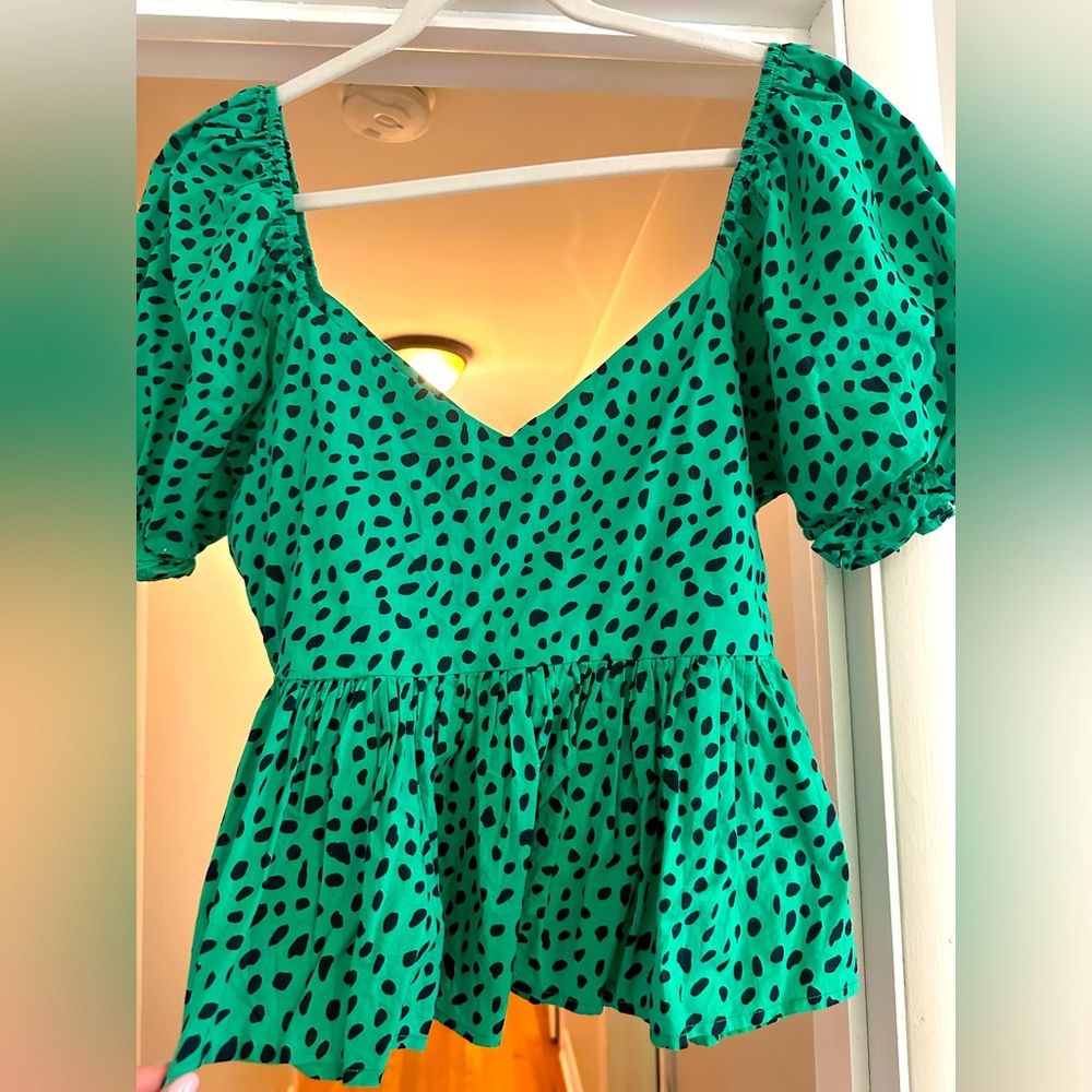 Urban outfitters puff sleeve top